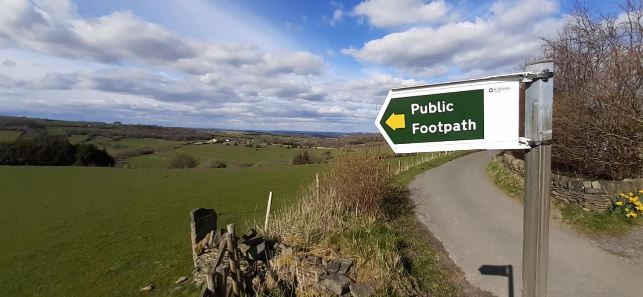 Lane End Cottage Holmfirth - Panoramic Views, Modernised With Offroad Parking Extérieur photo