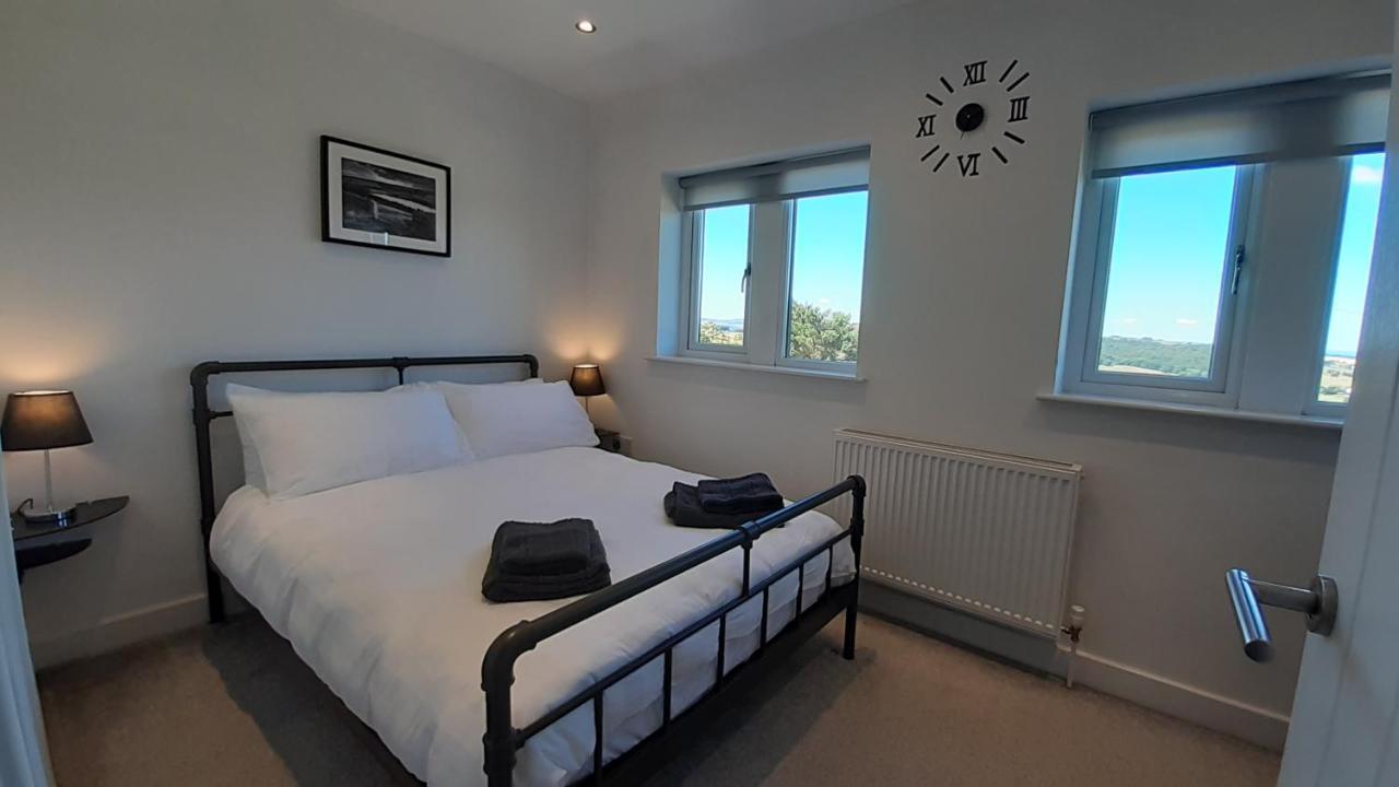 Lane End Cottage Holmfirth - Panoramic Views, Modernised With Offroad Parking Extérieur photo