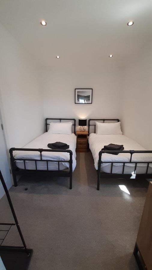 Lane End Cottage Holmfirth - Panoramic Views, Modernised With Offroad Parking Extérieur photo